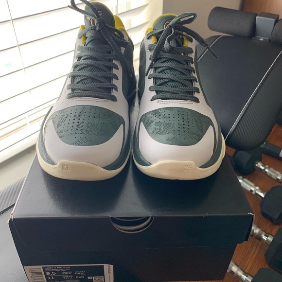 Nike Kobe 5 eybl - Picture 4 of 6